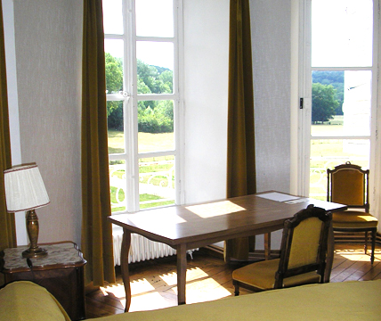 Foyer de charité de baye un lieu de retraites spirituelles